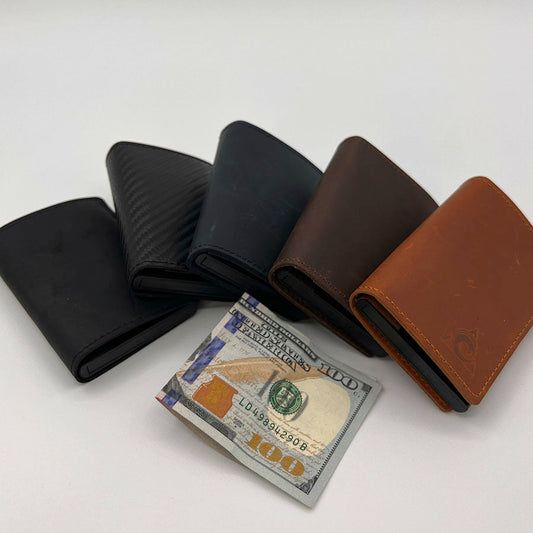 MINIMALIST LEATHER WALLET - LIGHT BROWN